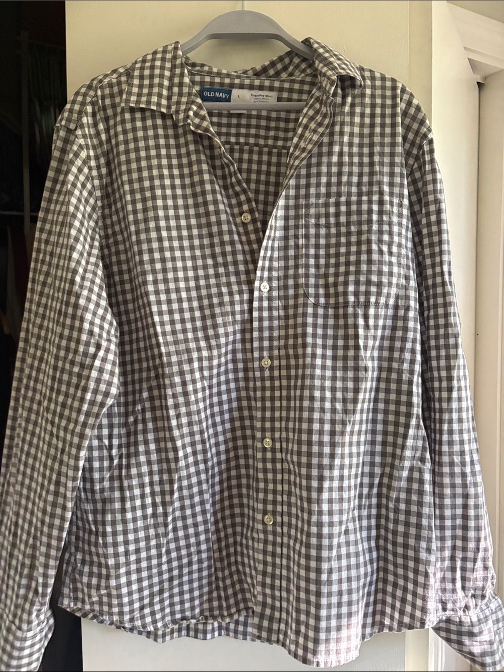 Old Navy Men's Brown and White Gingham Button-Down Shirt